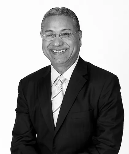 Portrait of Dr Harinder Sandhu